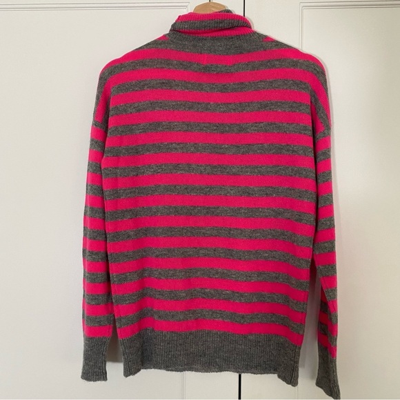 Jumper 1234 - Stripe Cashmere Turtleneck Pullover - Picture 8 of 8